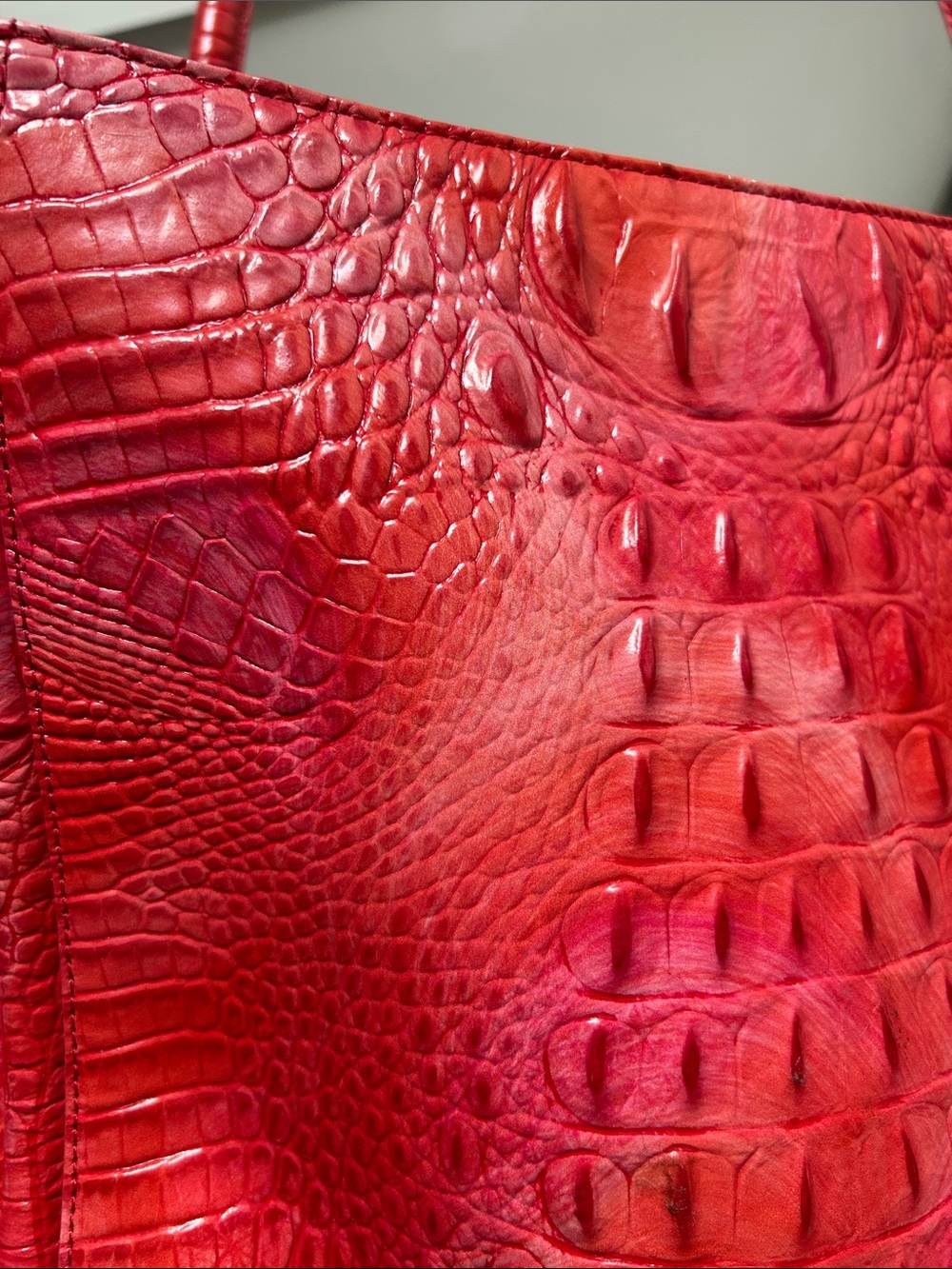 Summer light red with tons of orange and pink Croc-Embossed Tote Bag - Picture 3 of 8